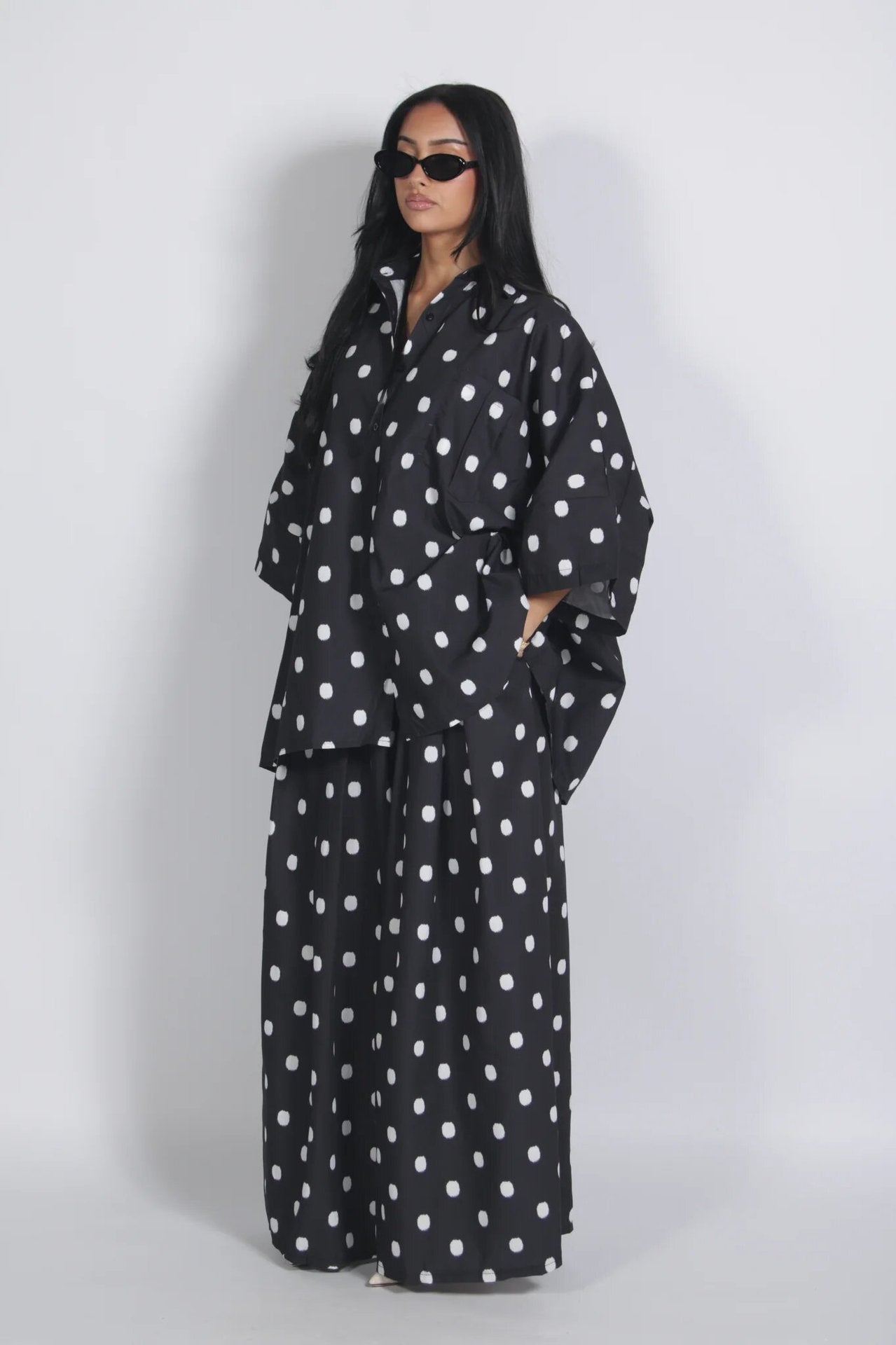 Easy Muse black polka dot oversized shirt and wide-leg pants set front