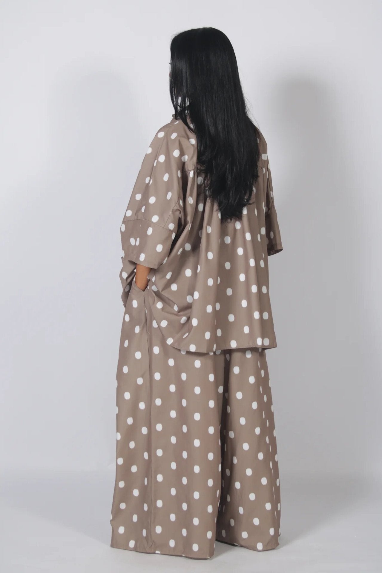 Easy Muse taupe polka dot two-piece set back